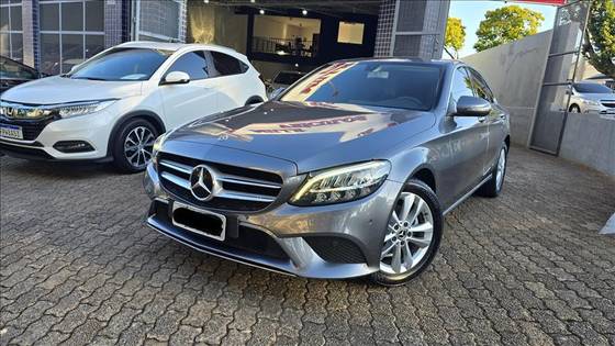 MERCEDES-BENZ C 180 1.6 CGI GASOLINA AVANTGARDE 9G-TRONIC